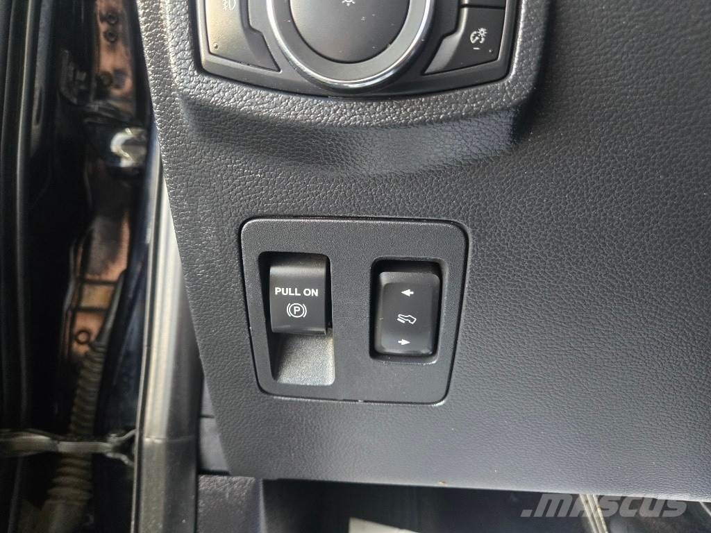 Ford Expedition Max Auto's