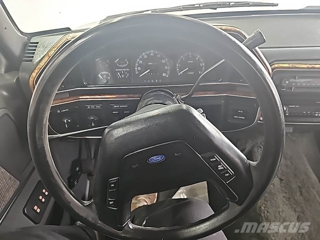 Ford Bronco 자동차