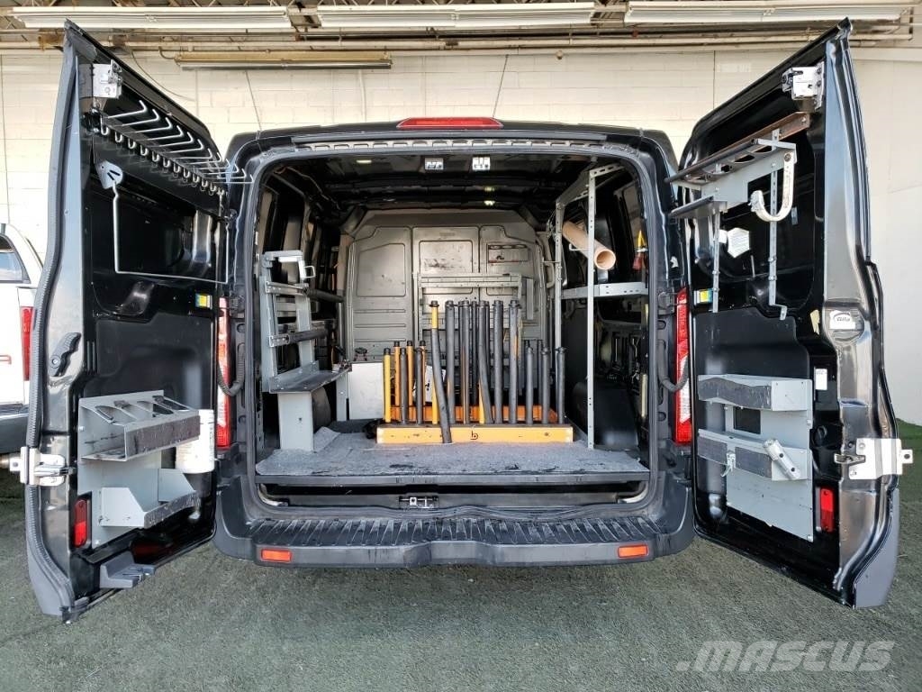 Ford Transit-150 Anders