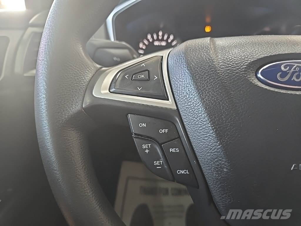 Ford Fusion 자동차