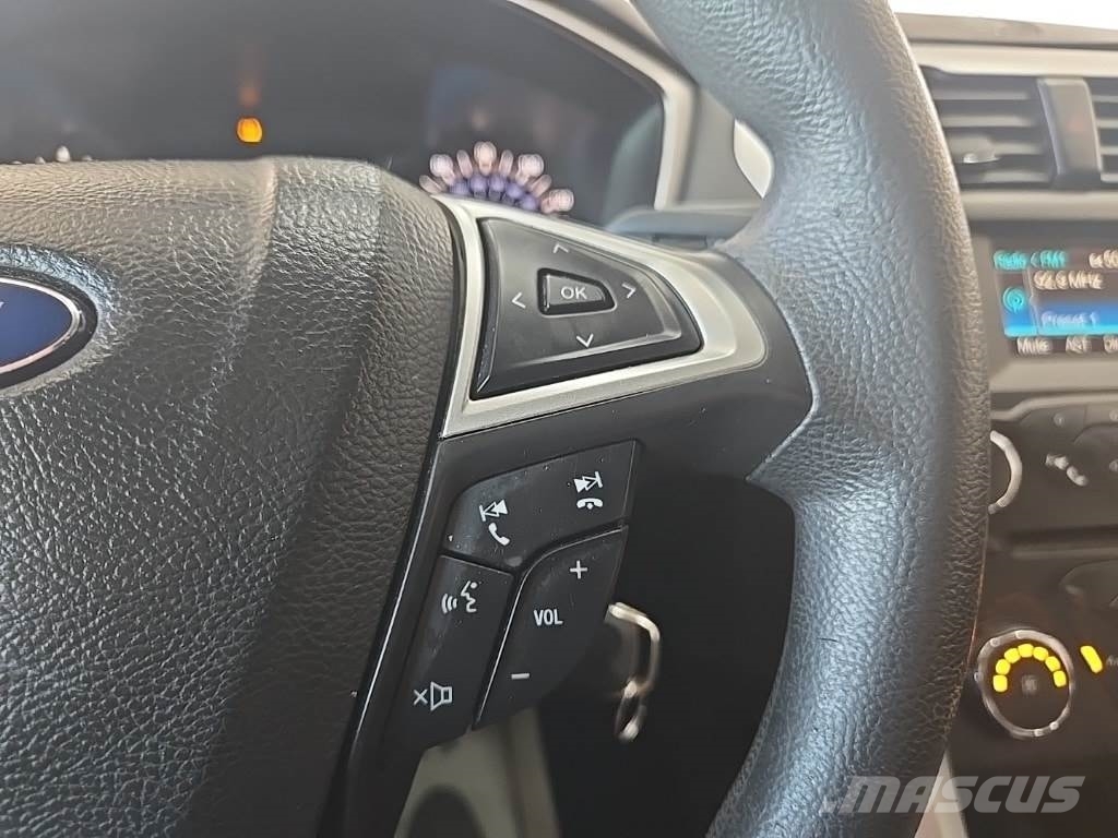 Ford Fusion 자동차