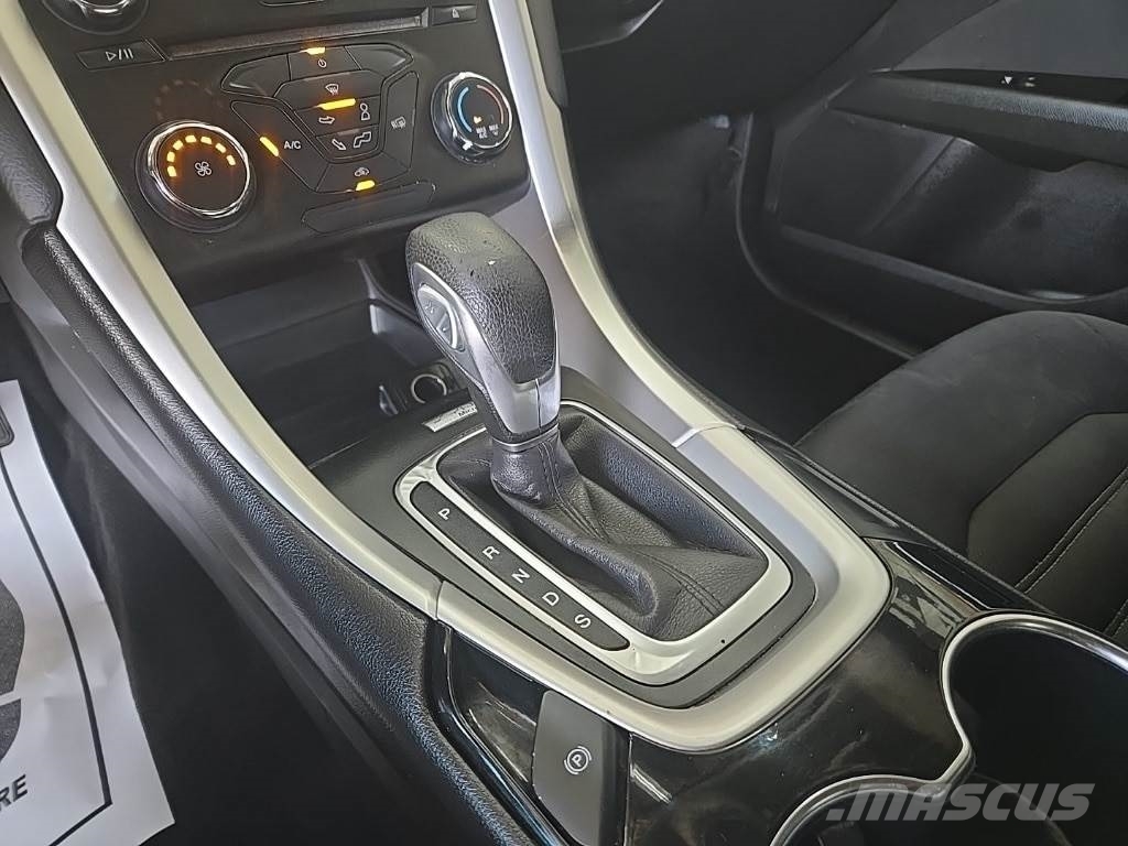 Ford Fusion 자동차