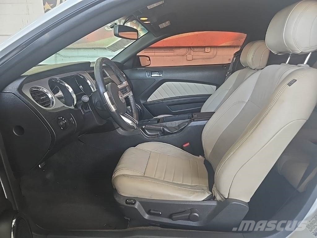 Ford Mustang 자동차