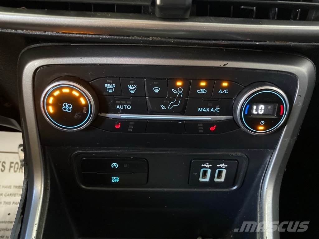 Ford EcoSport Auto's