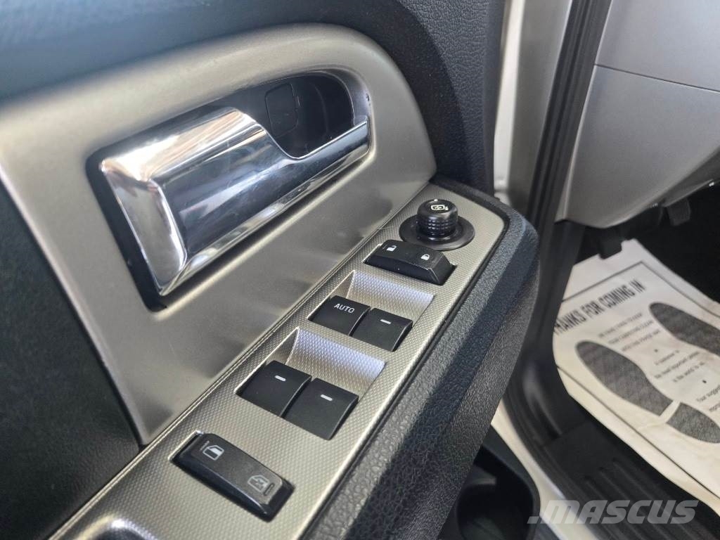 Ford Expedition 汽車