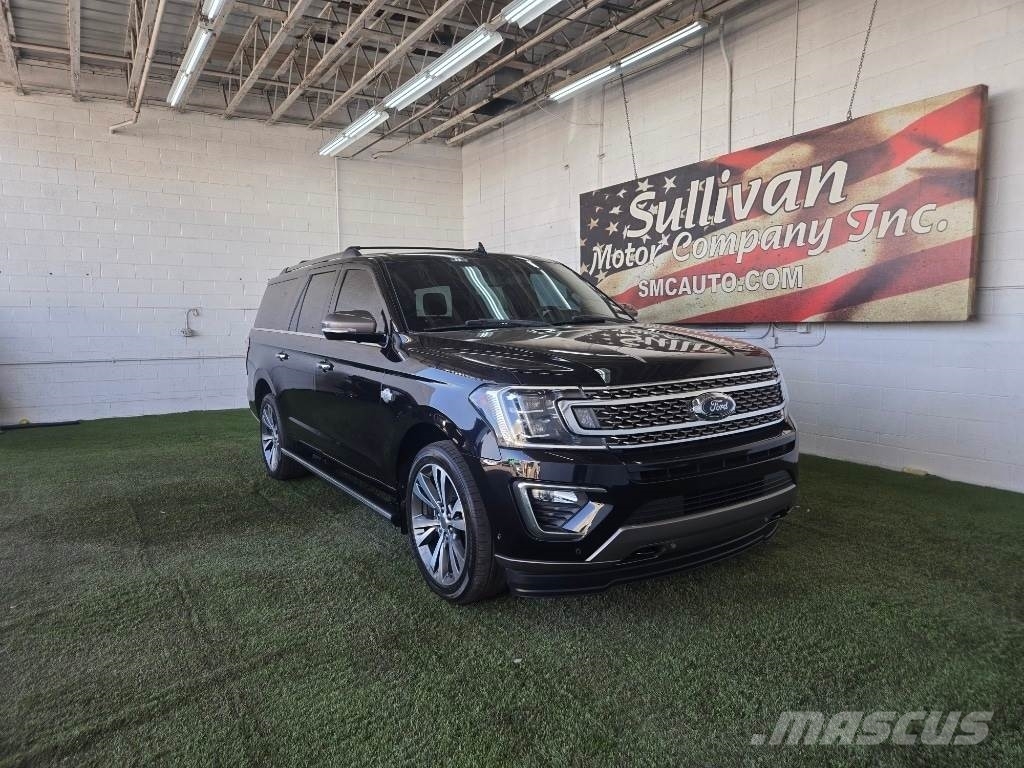 Ford Expedition Max Auto's