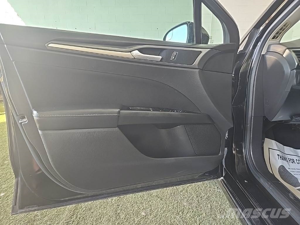 Ford Fusion 자동차