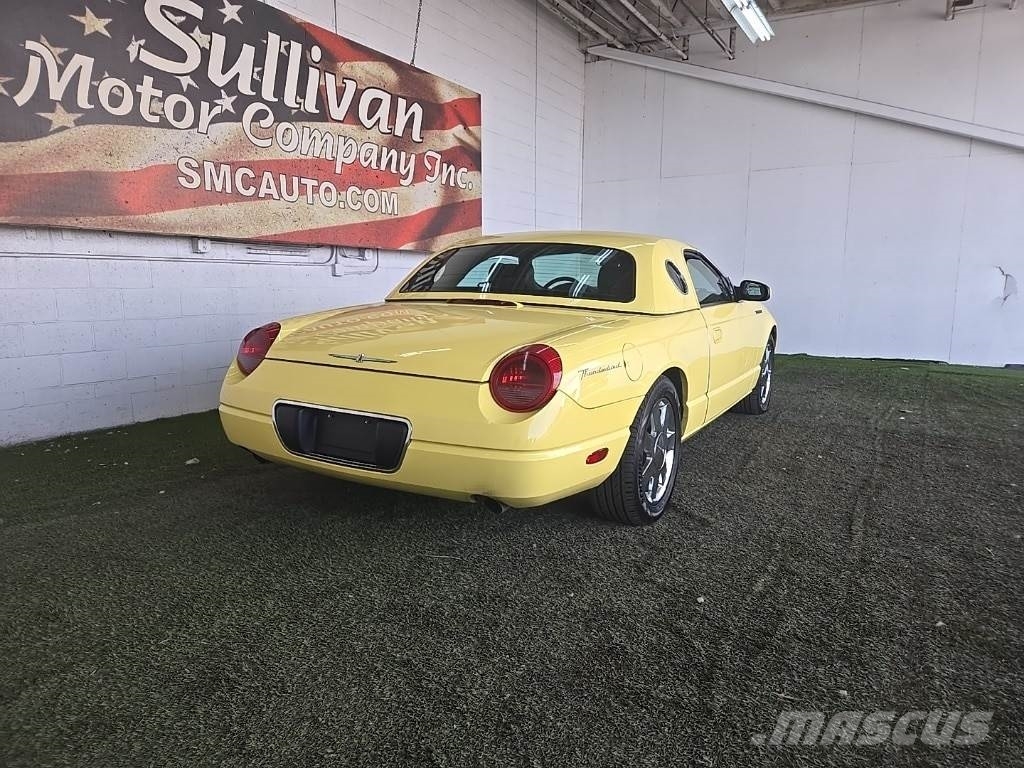 Ford Thunderbird Auto's