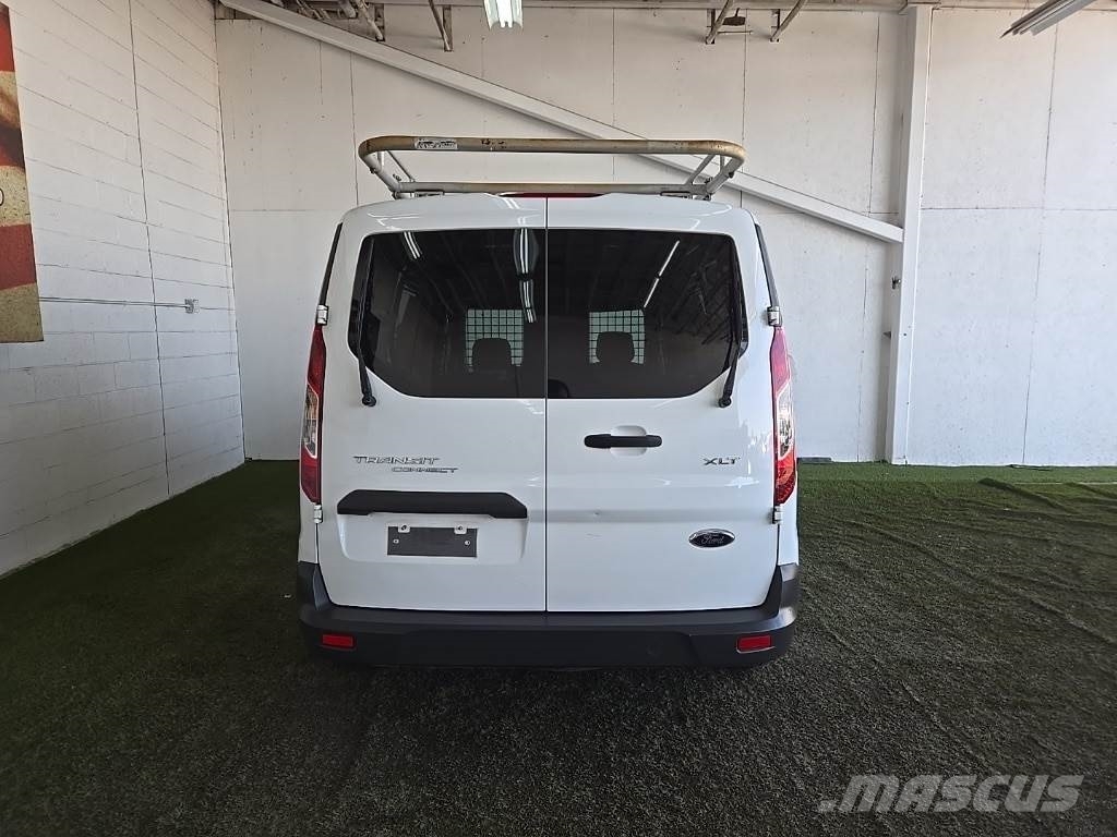 Ford Transit Connect 車廂