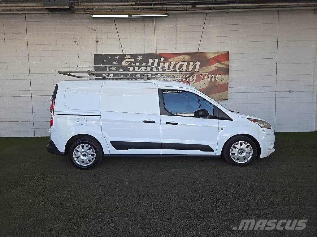 Ford Transit Connect 車廂