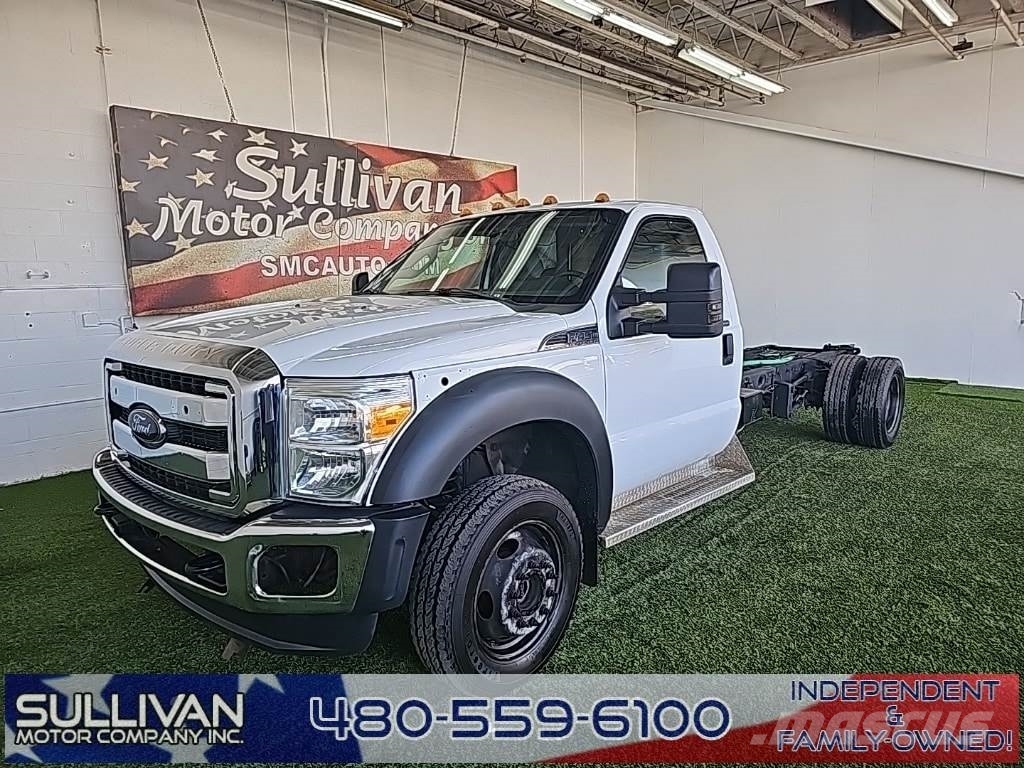 Ford F-450 Chassis شاحنات خفيفة/مفصلية الجوانب