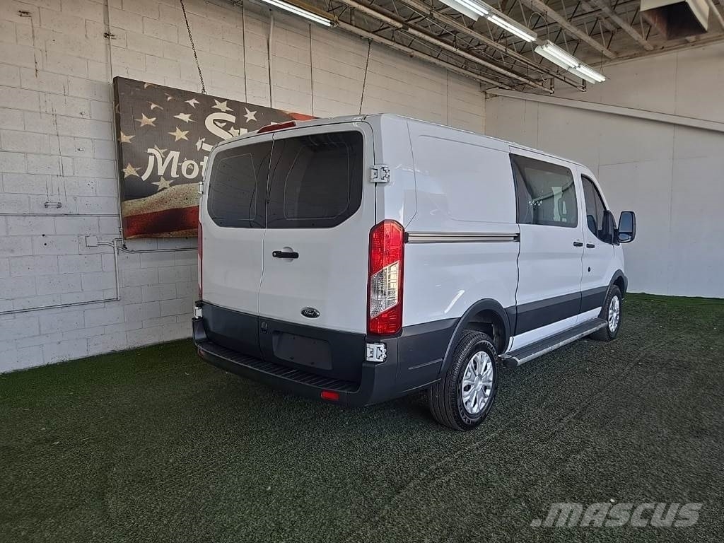 Ford Transit-250 Anders