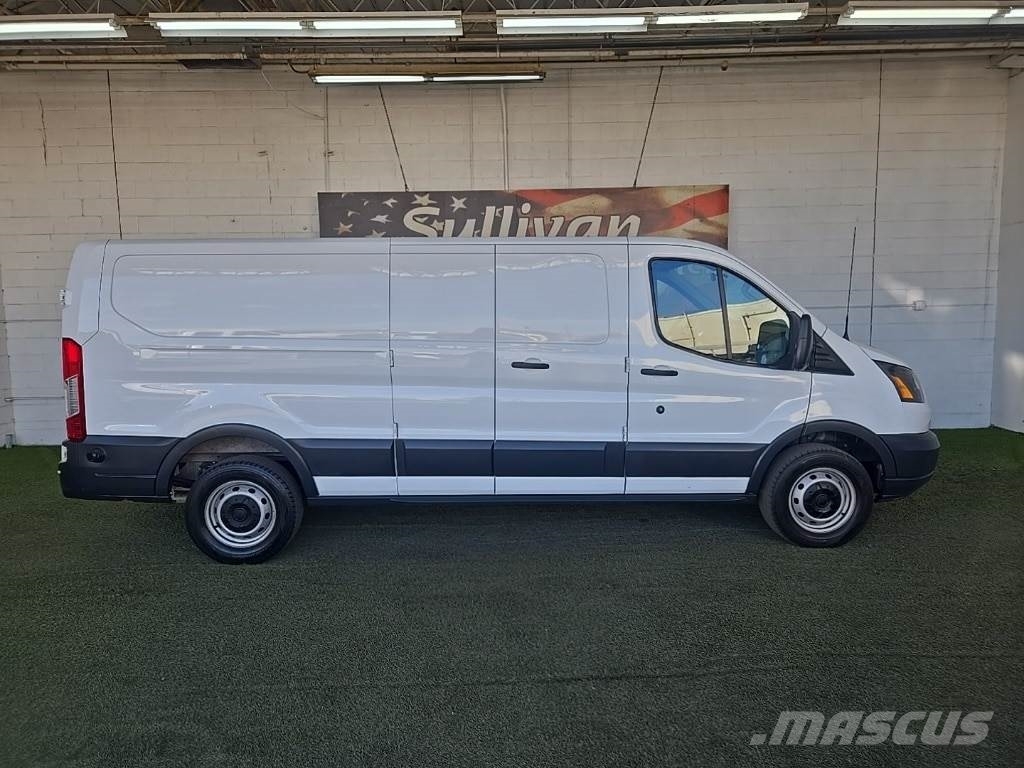 Ford Transit-350 車廂