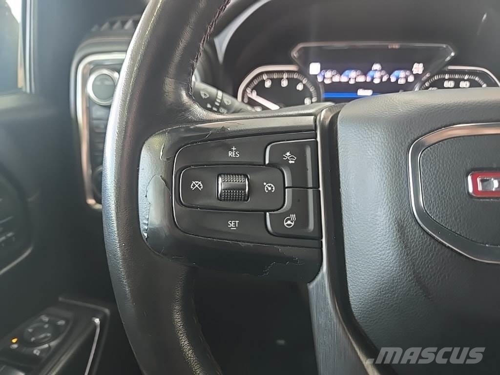 GMC Sierra 1500 شاحنات خفيفة/مفصلية الجوانب