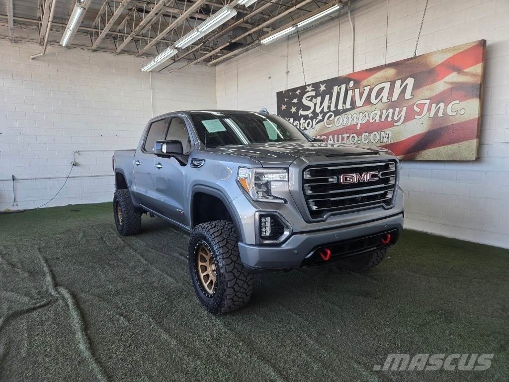 GMC Sierra 1500 شاحنات خفيفة/مفصلية الجوانب