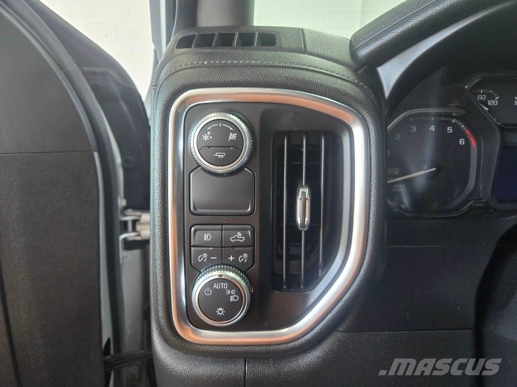 GMC Sierra 1500 شاحنات خفيفة/مفصلية الجوانب