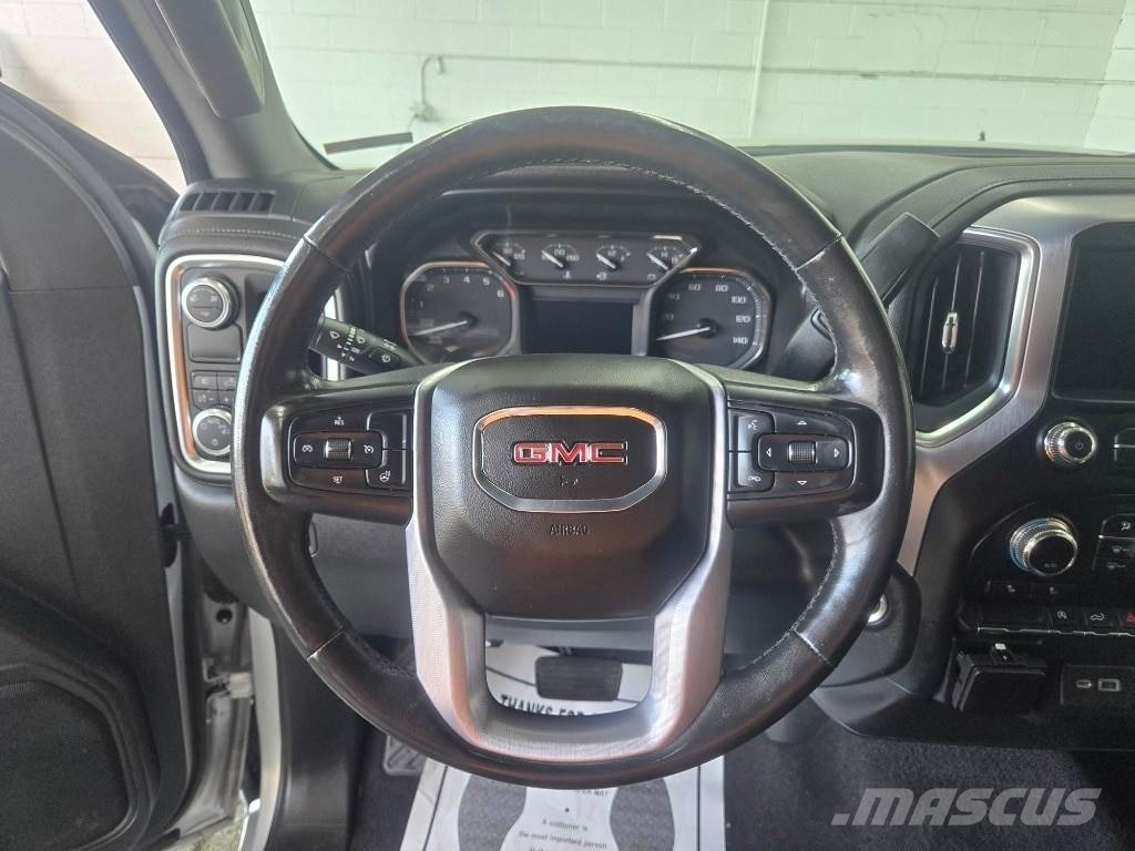 GMC Sierra 1500 شاحنات خفيفة/مفصلية الجوانب