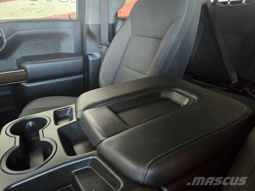 GMC Sierra 1500 شاحنات خفيفة/مفصلية الجوانب