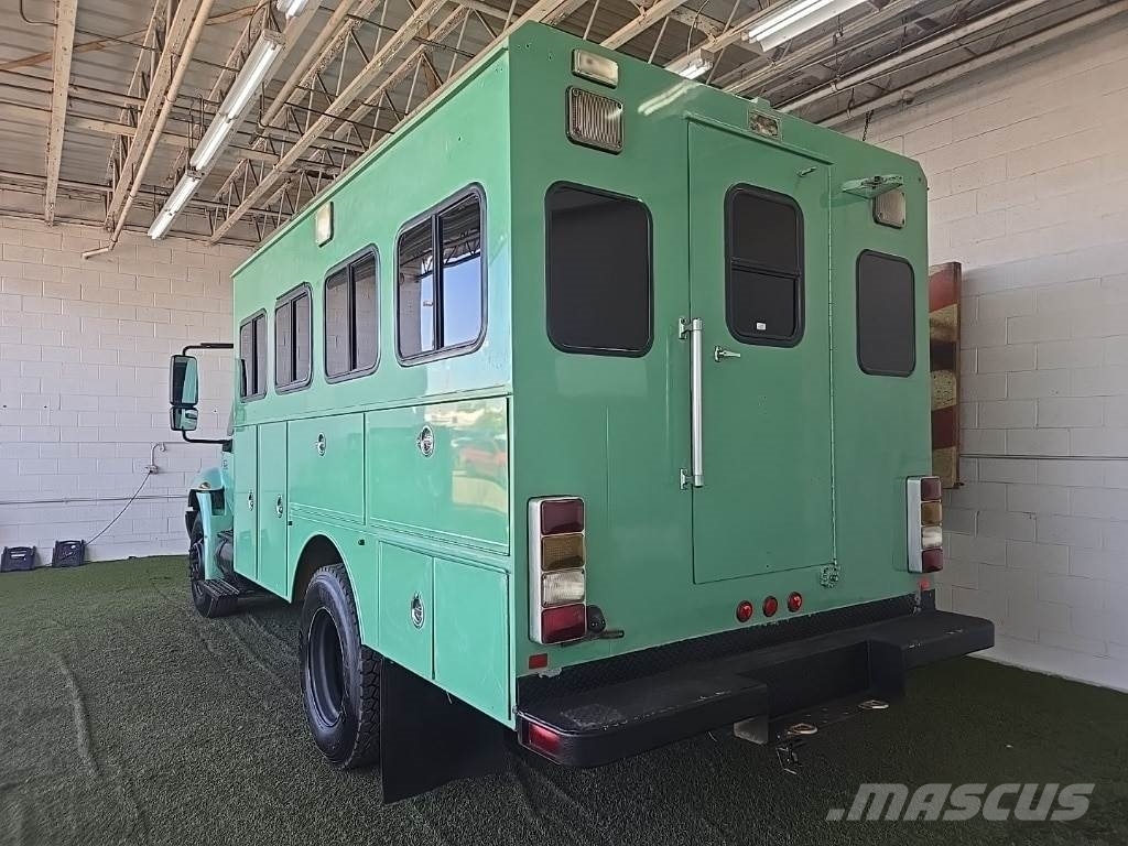 International 4300 기타 트럭