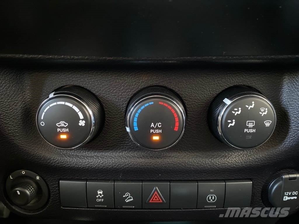 Jeep Wrangler Unlimited Voiture