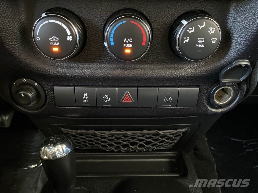 Jeep Wrangler Unlimited Voiture
