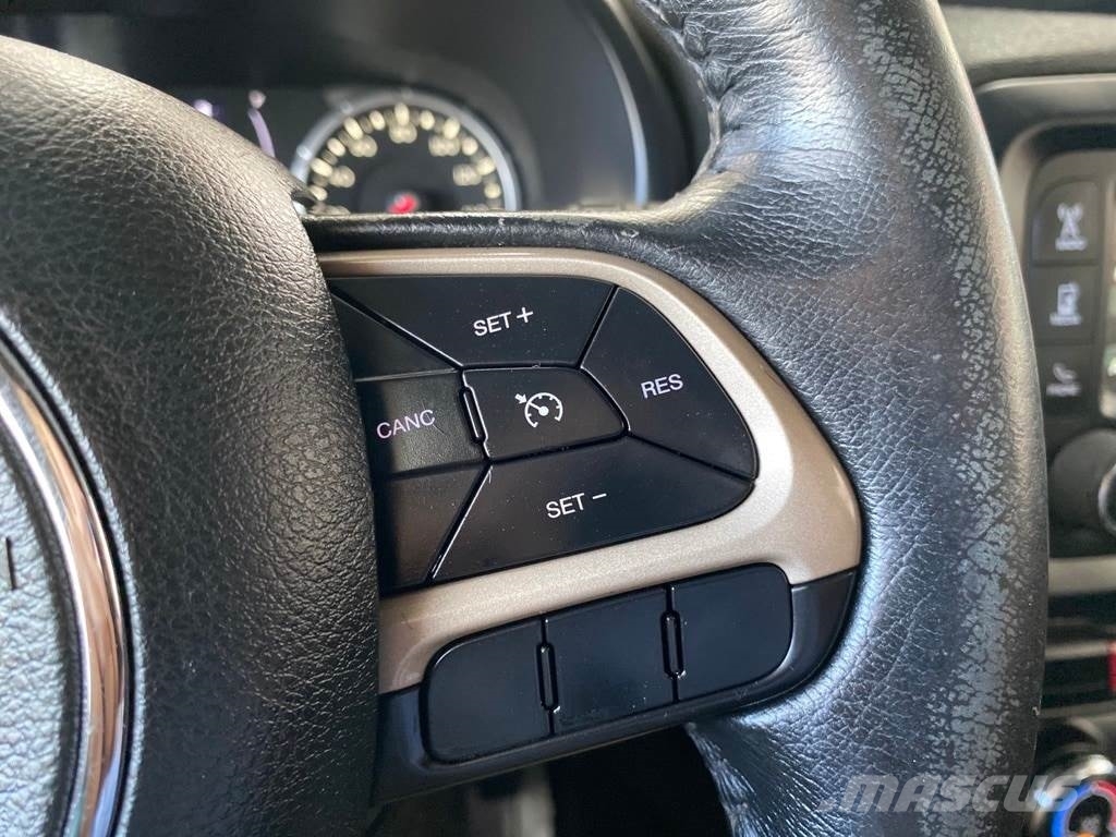 Jeep Renegade Auto