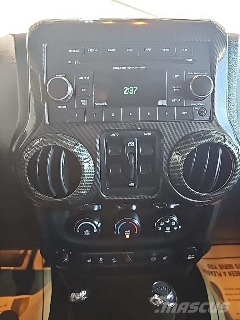 Jeep Wrangler JK Unlimited Otomobiller