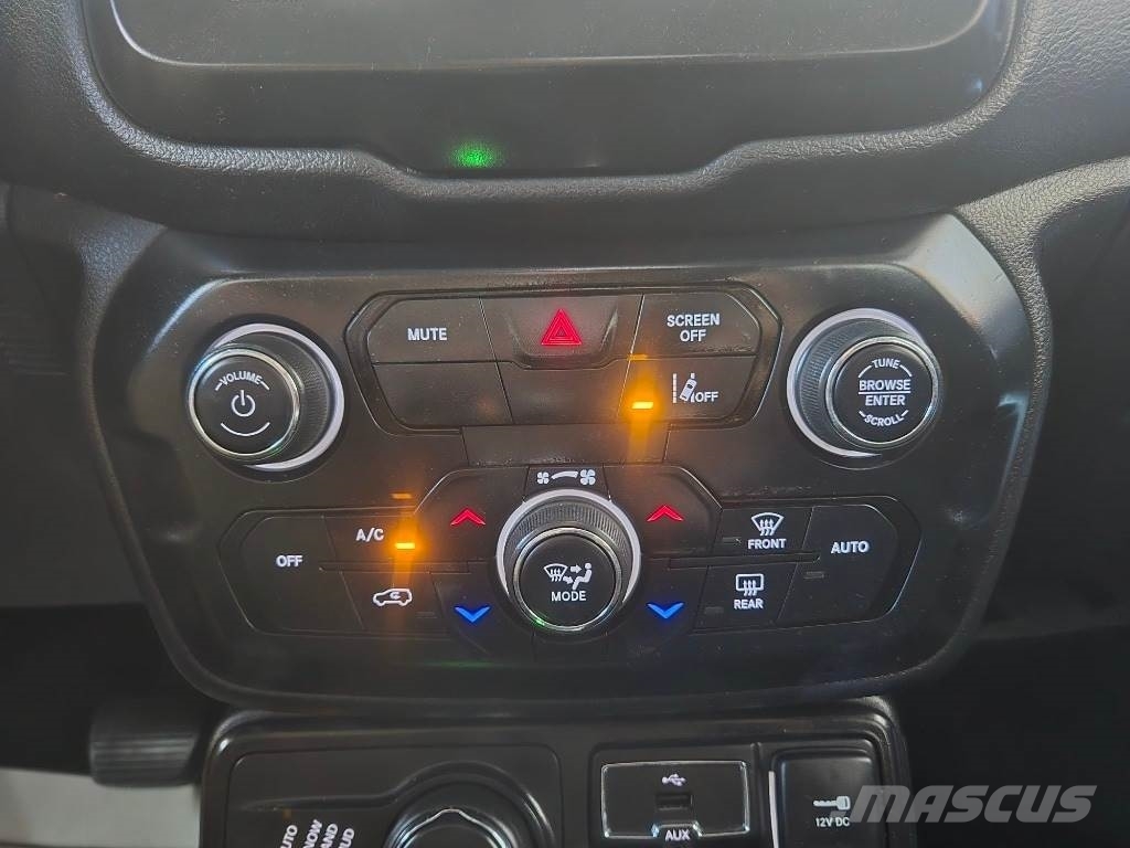 Jeep Renegade Otomobiller