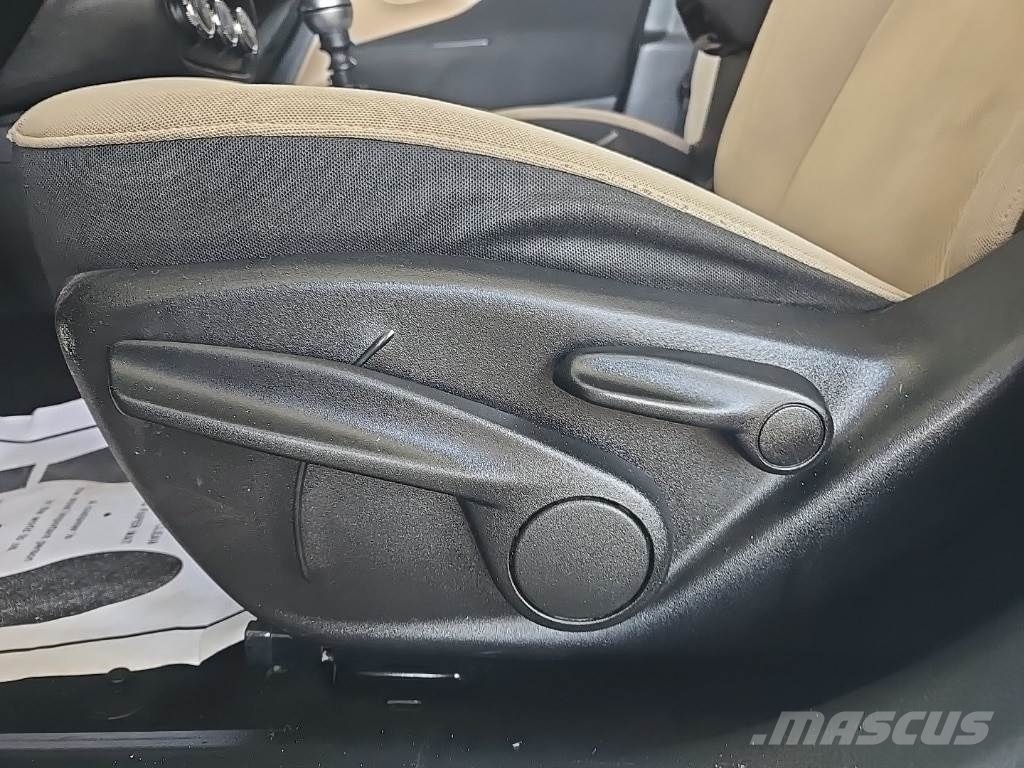 Jeep Renegade سيارات