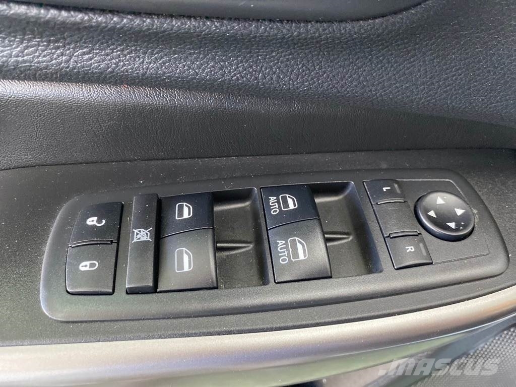 Jeep Cherokee Voiture