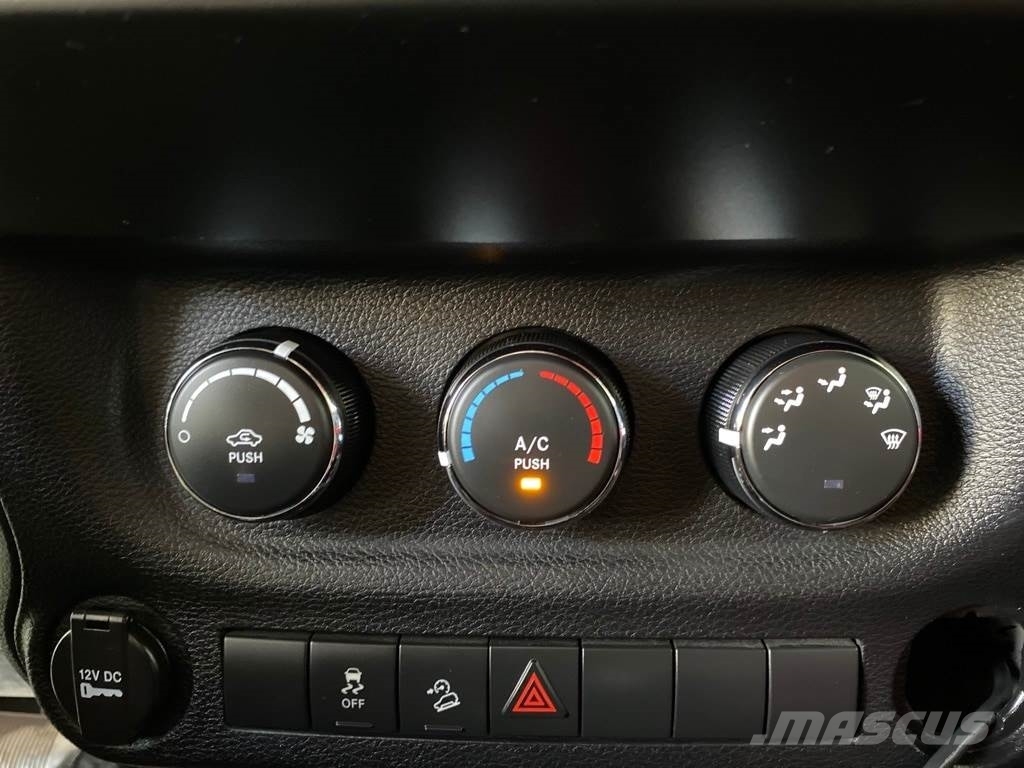 Jeep Wrangler Unlimited Voiture