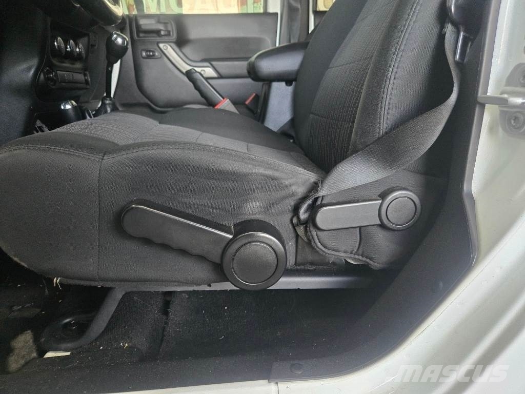 Jeep Wrangler Unlimited Otomobiller