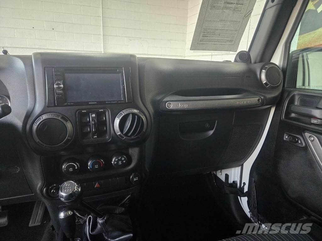 Jeep Wrangler Unlimited Otomobiller