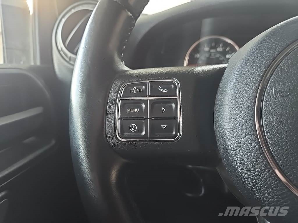 Jeep Wrangler JK Unlimited Osobní vozy
