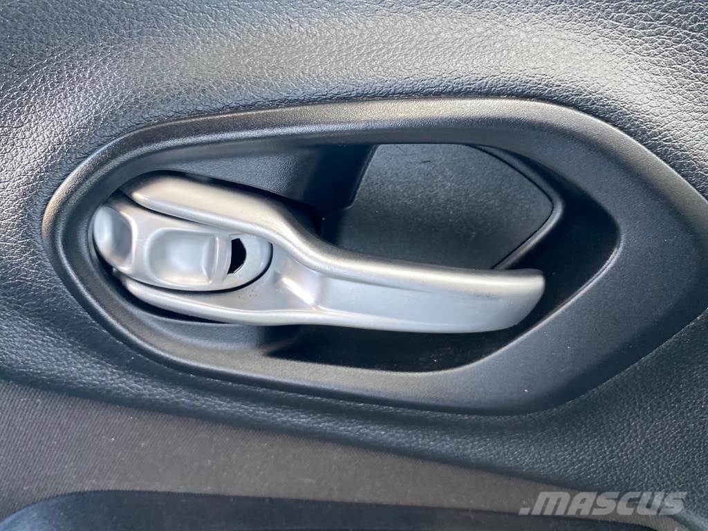 Jeep Cherokee Otomobiller