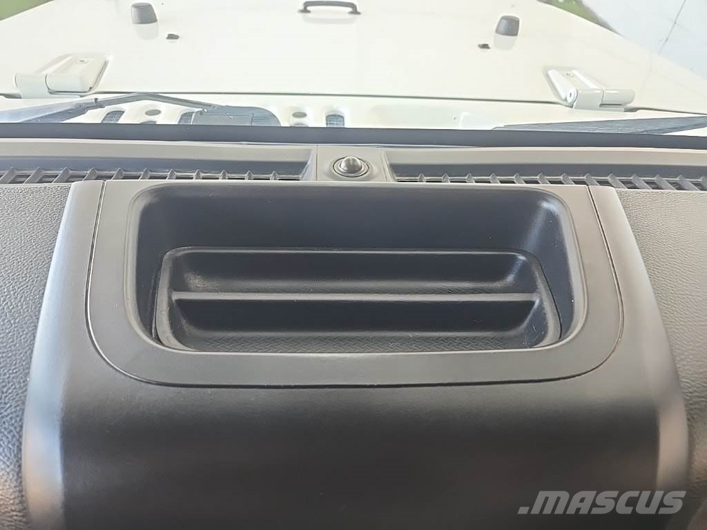 Jeep Wrangler Unlimited Osobní vozy