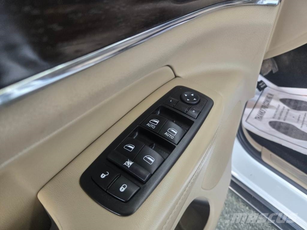 Jeep Grand Cherokee Otomobiller
