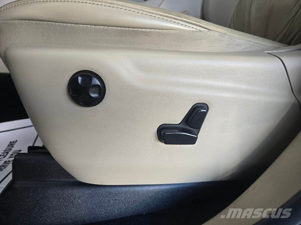 Jeep Grand Cherokee Otomobiller