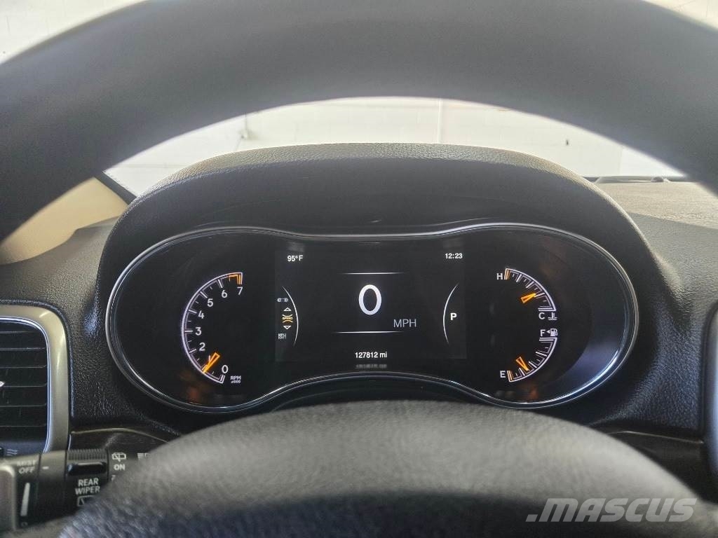 Jeep Grand Cherokee Otomobiller