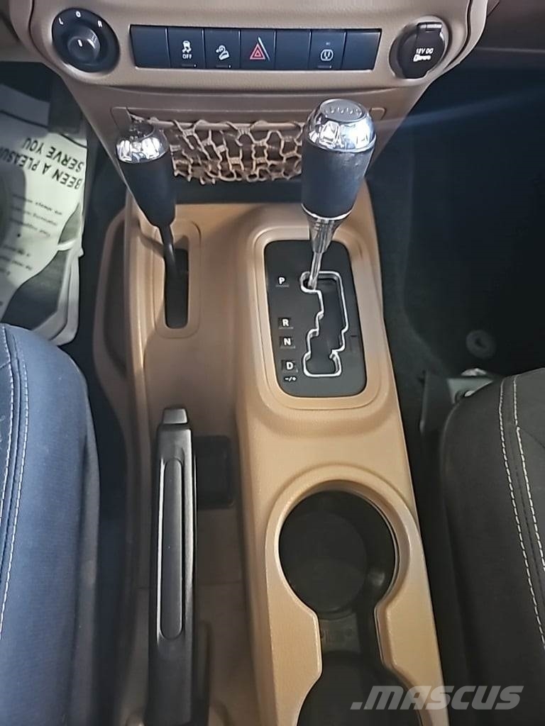Jeep Wrangler Unlimited Otomobiller