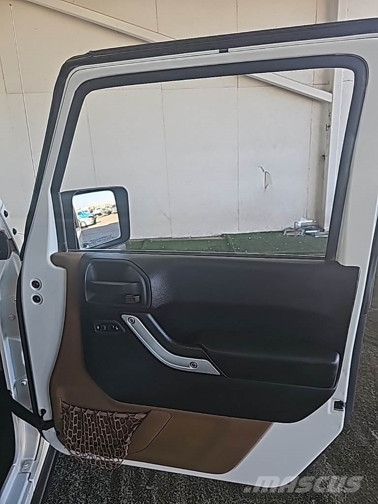 Jeep Wrangler Unlimited Otomobiller
