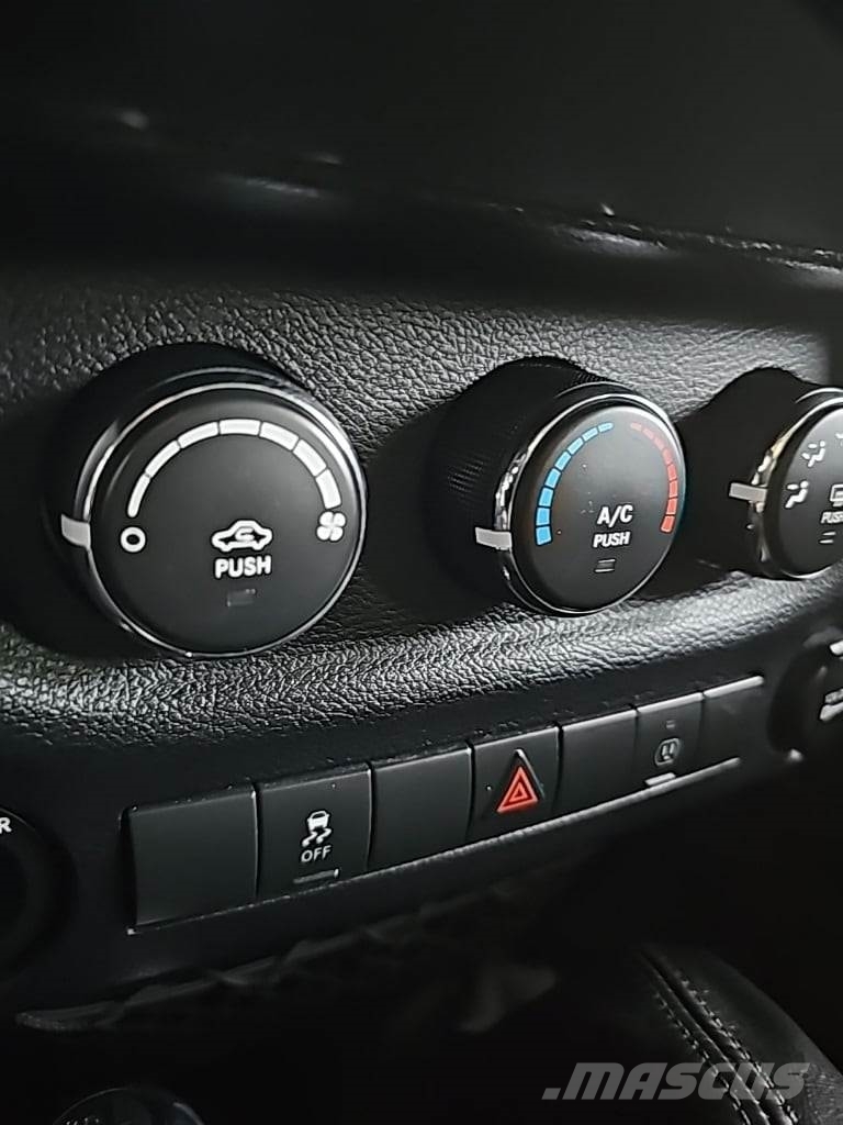 Jeep Wrangler Unlimited Otomobiller