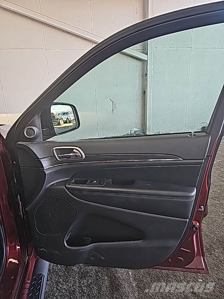 Jeep Grand Cherokee Otomobiller