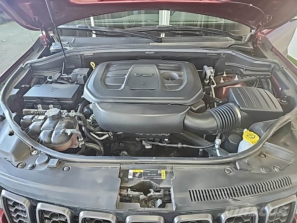 Jeep Grand Cherokee Otomobiller