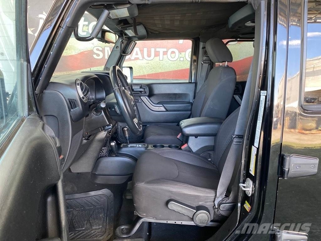 Jeep Wrangler Unlimited Osobní vozy