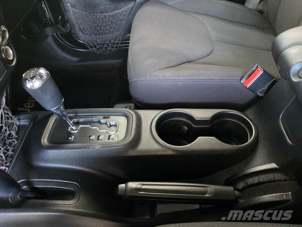 Jeep Wrangler Unlimited Osobní vozy