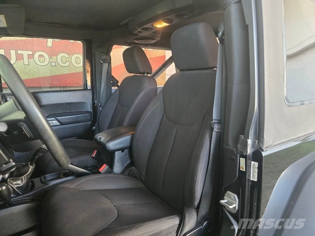 Jeep Wrangler Otomobiller