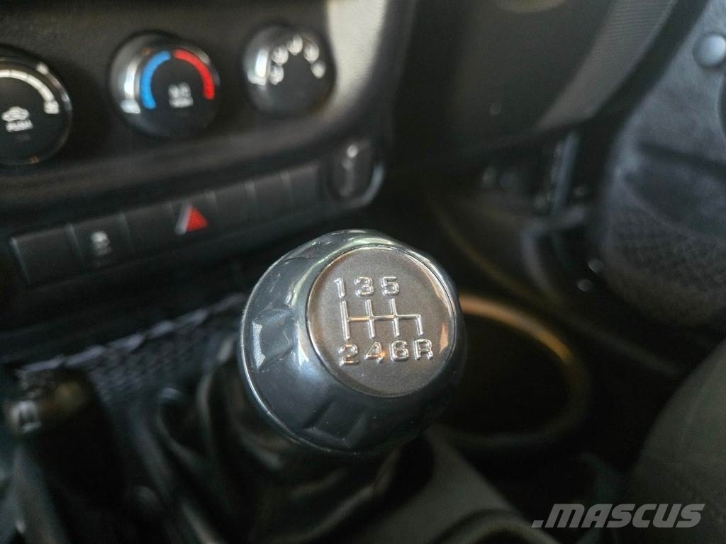 Jeep Wrangler Otomobiller
