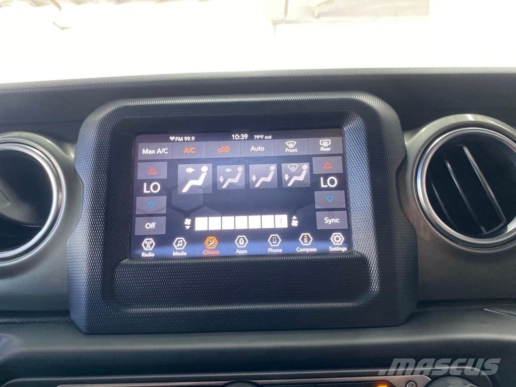 Jeep Wrangler Voiture
