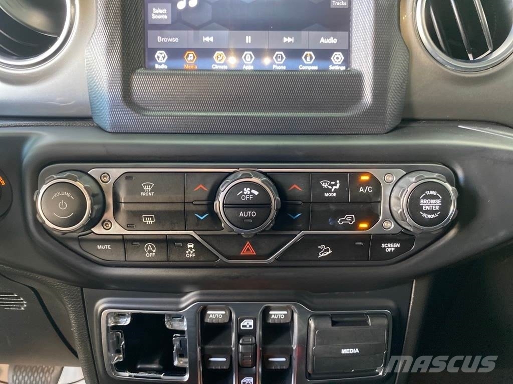 Jeep Wrangler Voiture